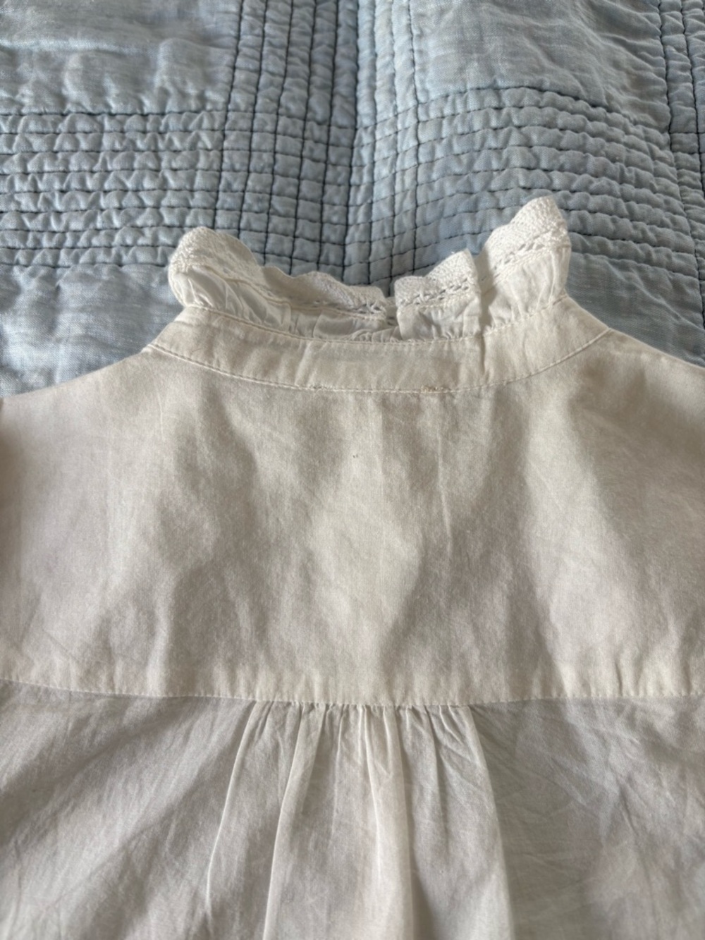 Sezane Chlo Shirt with ruffle collar and embroidery - bought in Paris - Picture 7 of 7